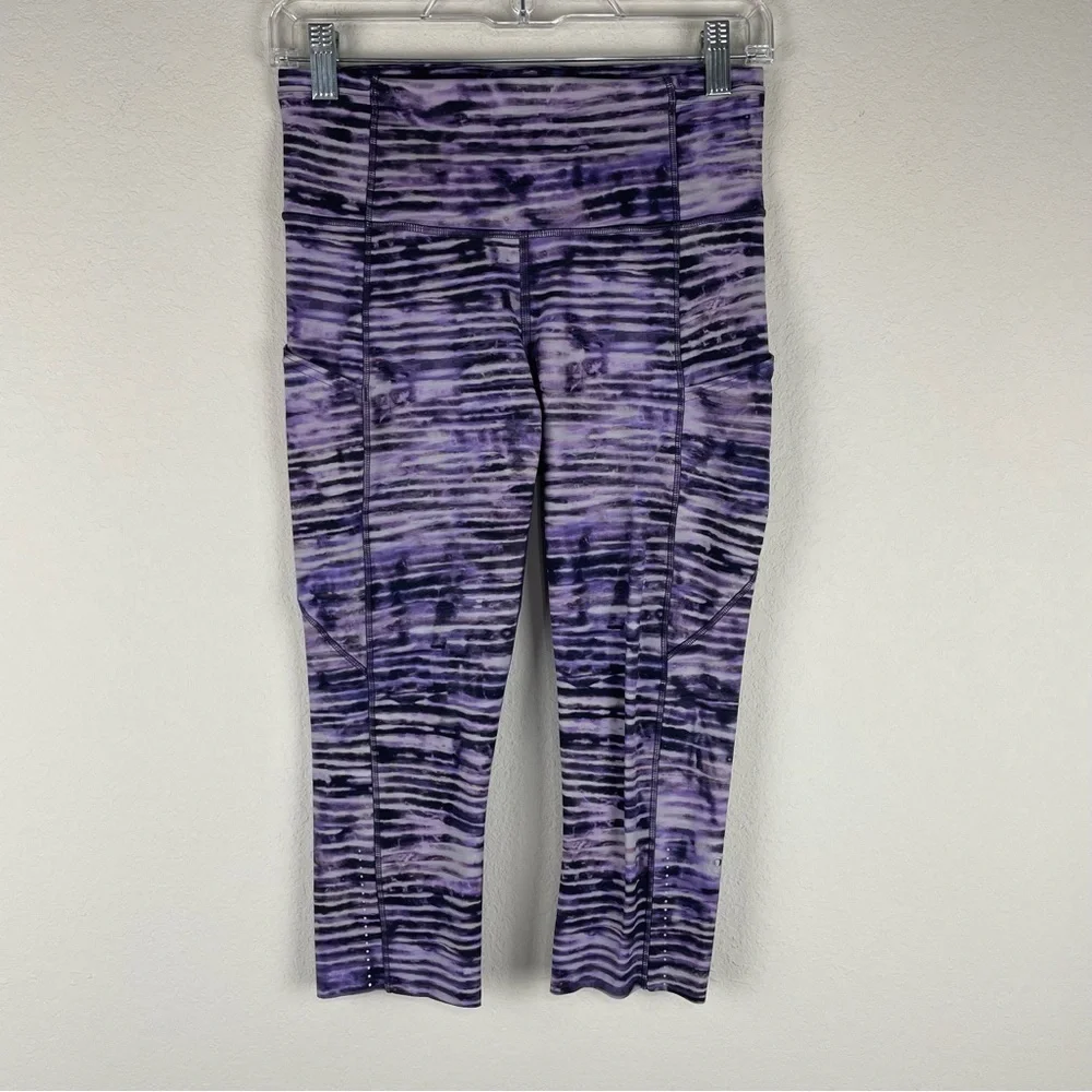 Lululemon Purple New Horizon Stripe Fast & Free Crop II Leggings Size 6